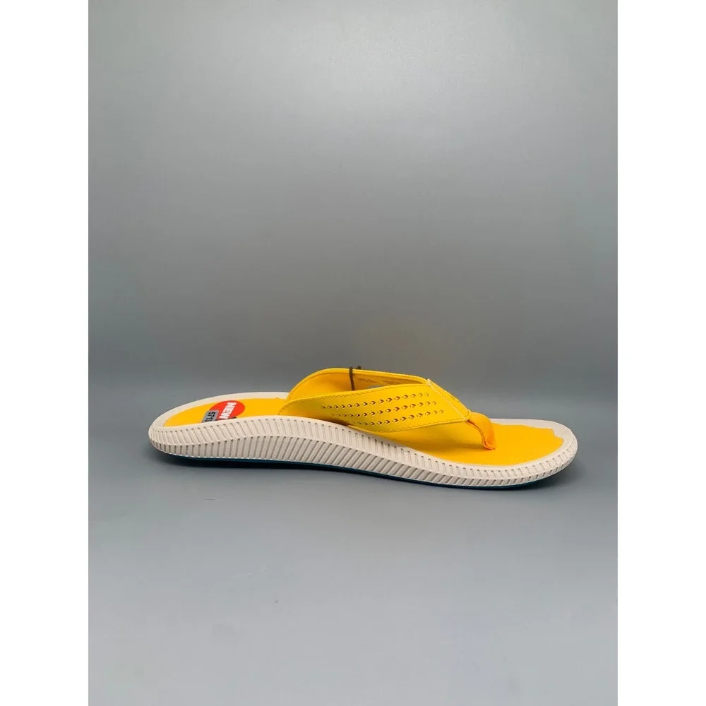 OluKai ulele yellow